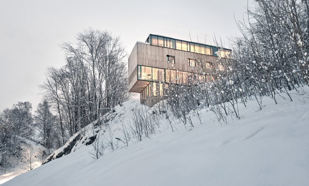 Ill.: Ekeberglia 6, Reiulf Ramstad Arkitekter, foto Ivar Kvaal